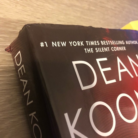 Nwt Hardcover Book: The Whispering Room by Dean Koontz - Picture 4 of 5